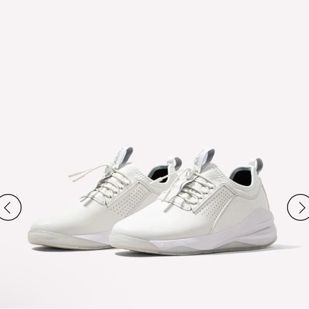NWOB Člove Core WOMEN'S CLASSICBRILLIANT WHITE Sneakers